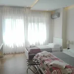 Casa de hóspedes Domus 3*