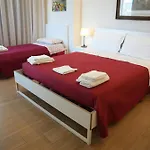Casa de hóspedes Domus 3*