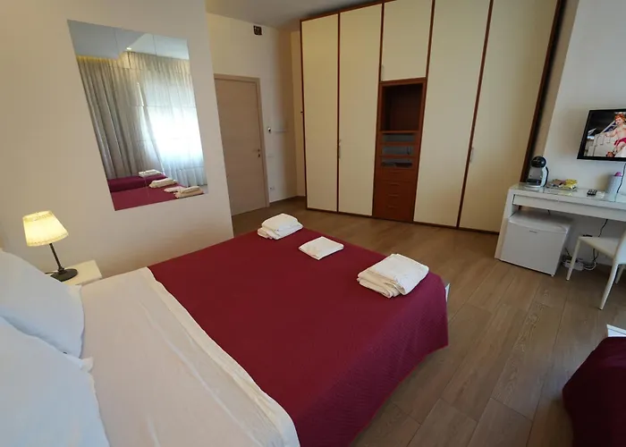 Domus Πανσιόν 3*