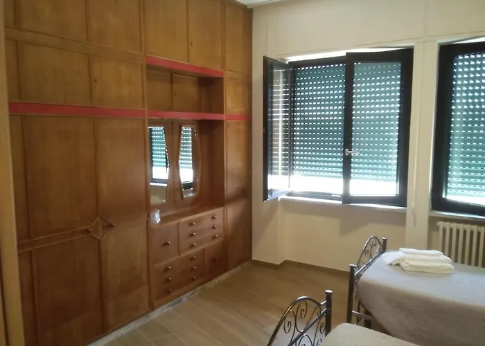 Domus Πανσιόν 3*